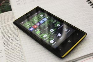 Nokia Lumia 520 - Image Credit: Enterely